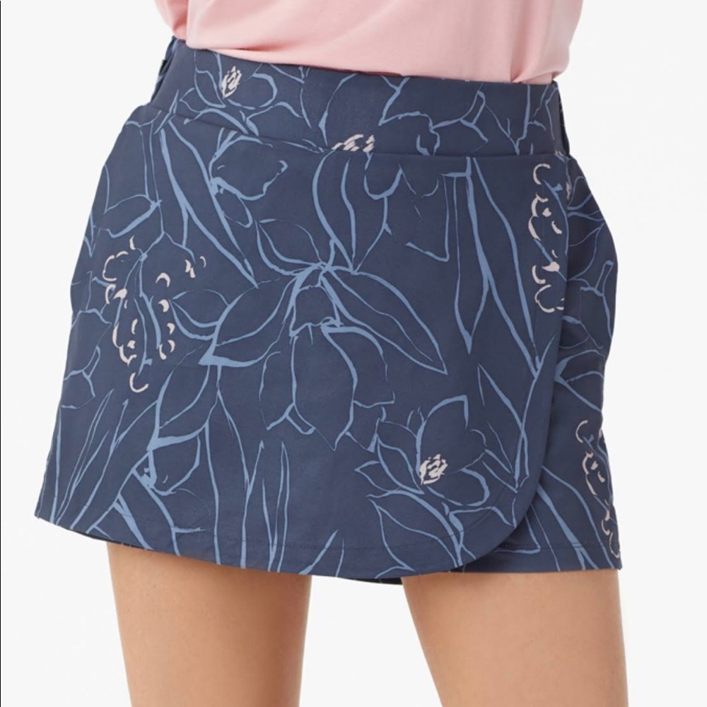 Lolë skort